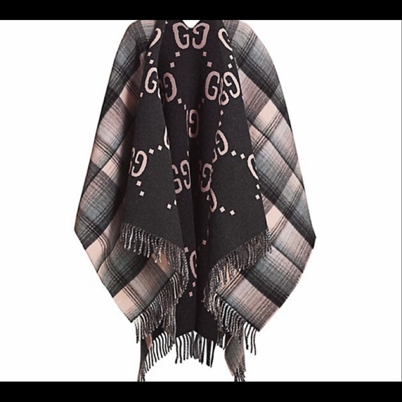 Gucci Black and Pink GG Cape - Picture 9 of 16
